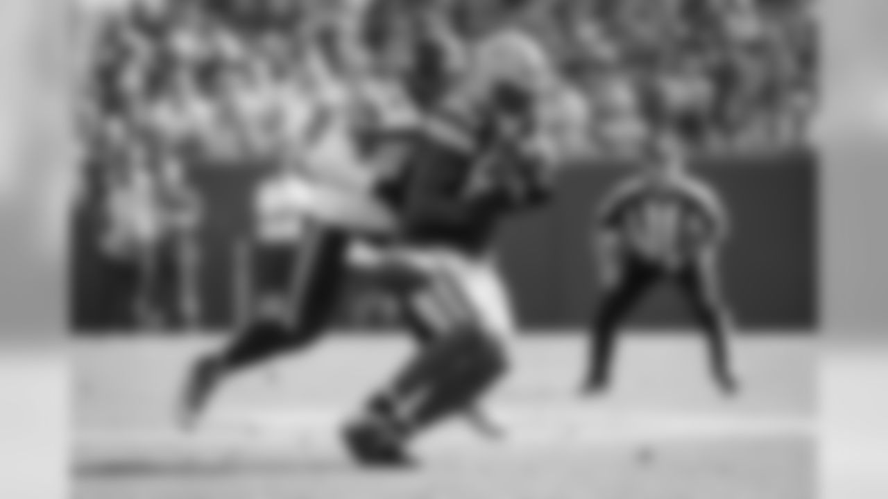eye_wk1_packers_29.jpg