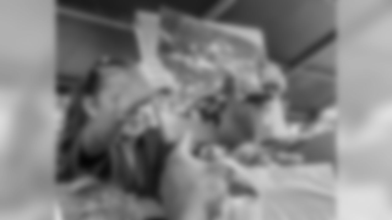 170126_pro_bowl_fans_day_two-24.jpg