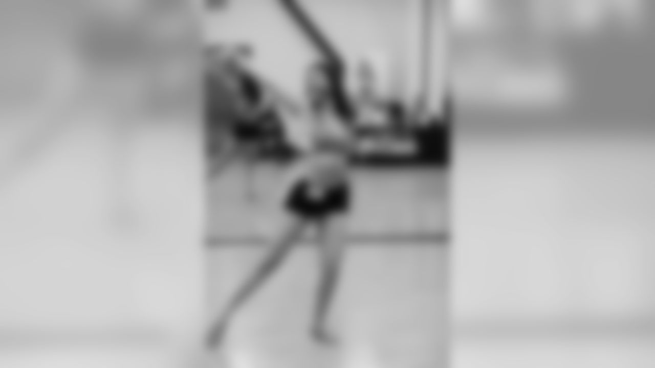 After learning choreography the night before, the Sea Gals semi-finalists returned to perform the routine for the judges and see who advanced to the final round.