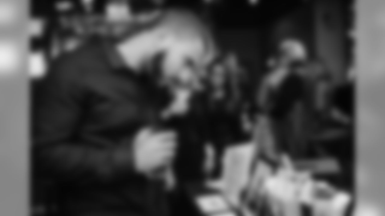 20171206_seagals_auction-22.jpg