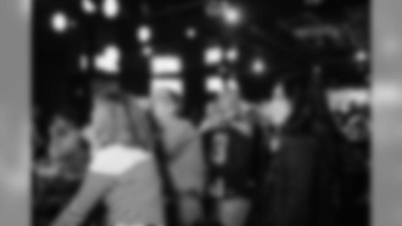 20171206_seagals_auction-49.jpg