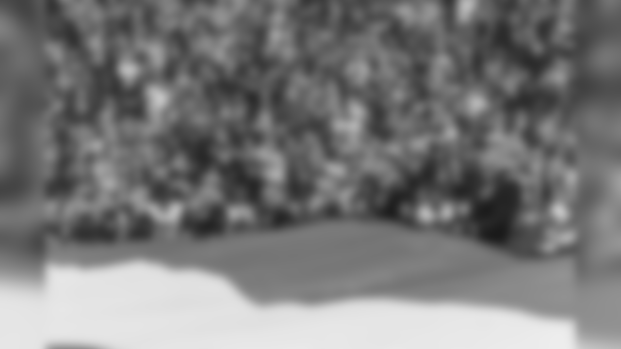 wk11_vs_eagles_blog_09.jpg