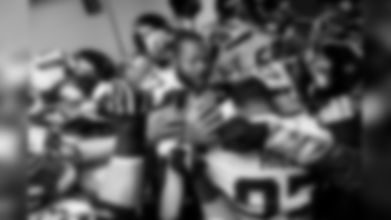 Michael Bennett gathers the team around him just before the Seahawks left the locker room for kickoff.