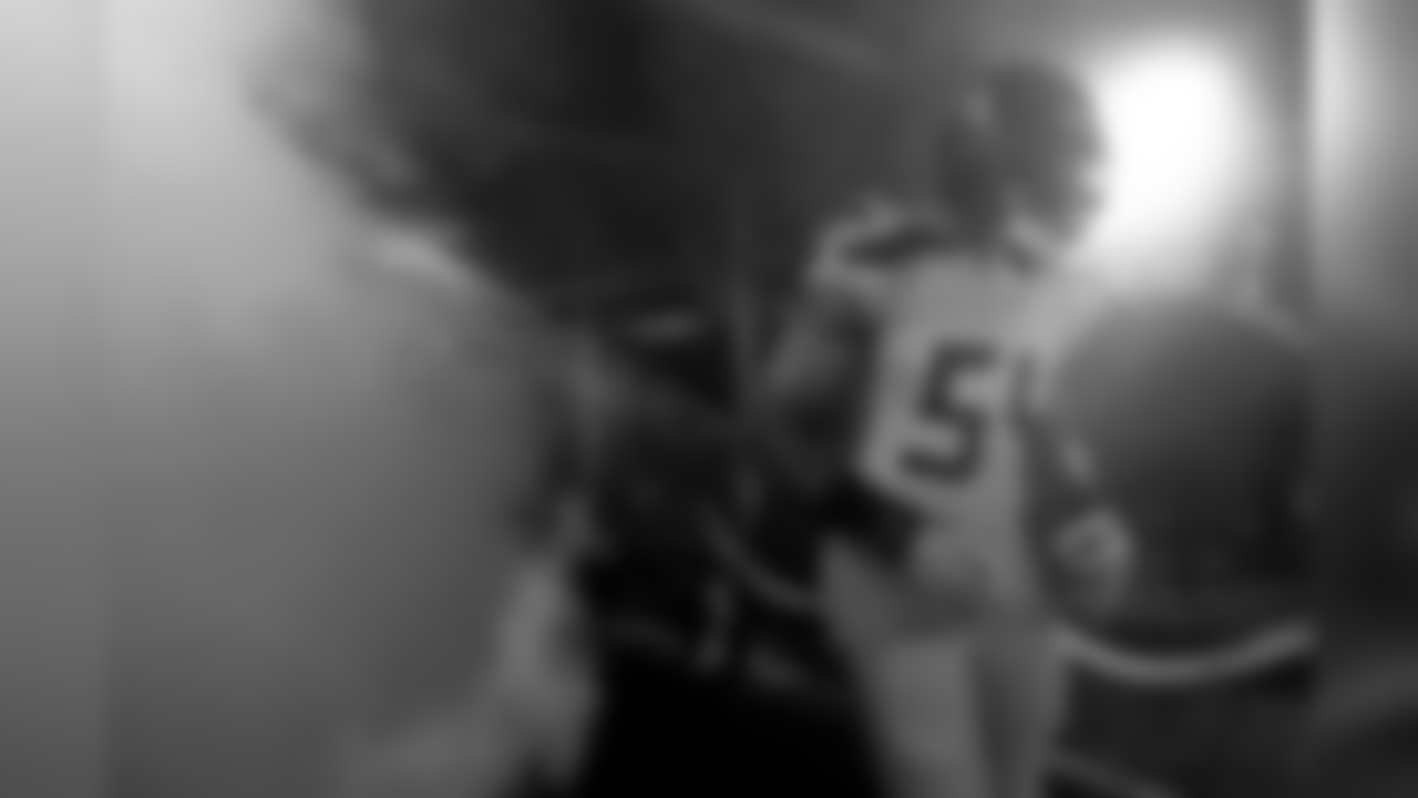 Bobby Wagner gets ready to run out of the tunnel during introductions.