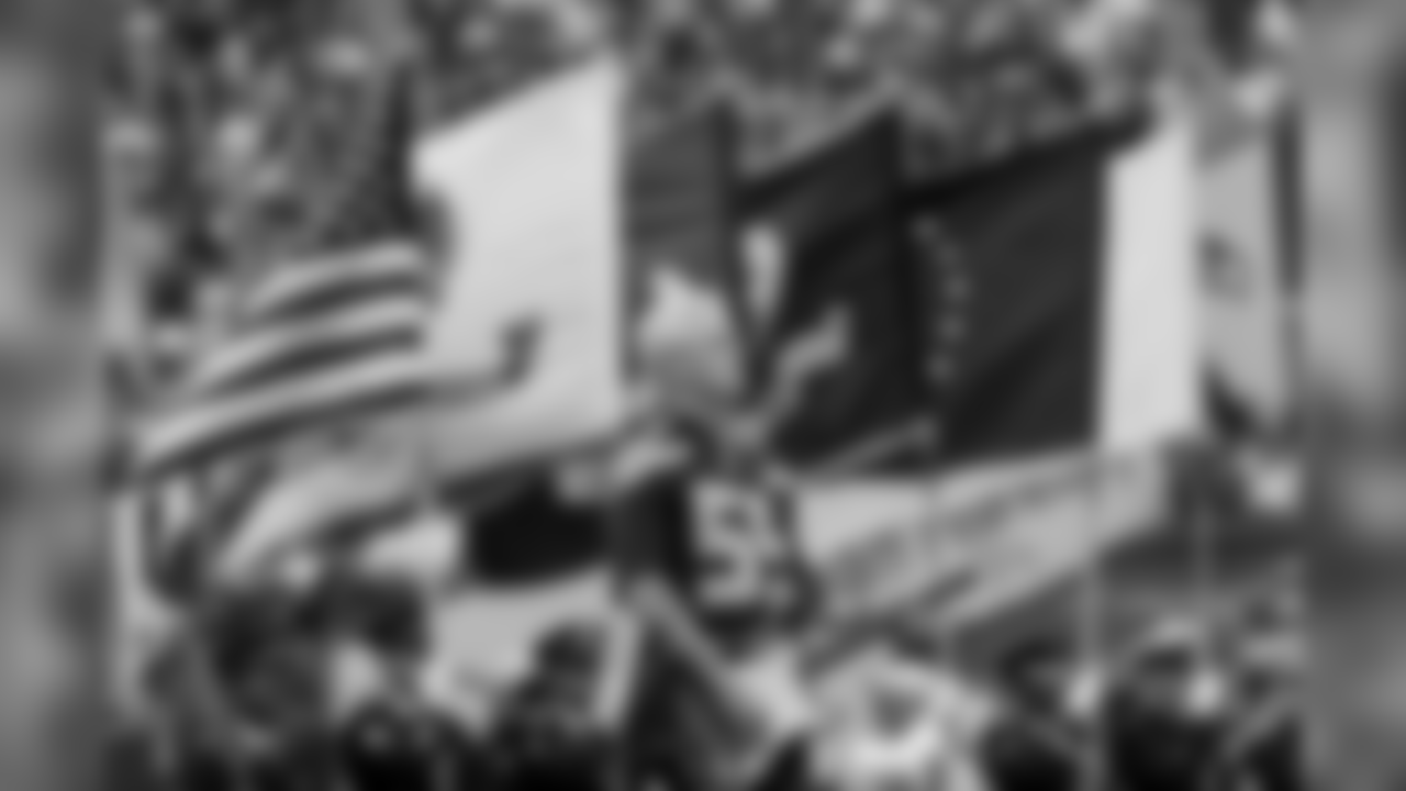 eye_wk_2_49ers_16_0.jpg
