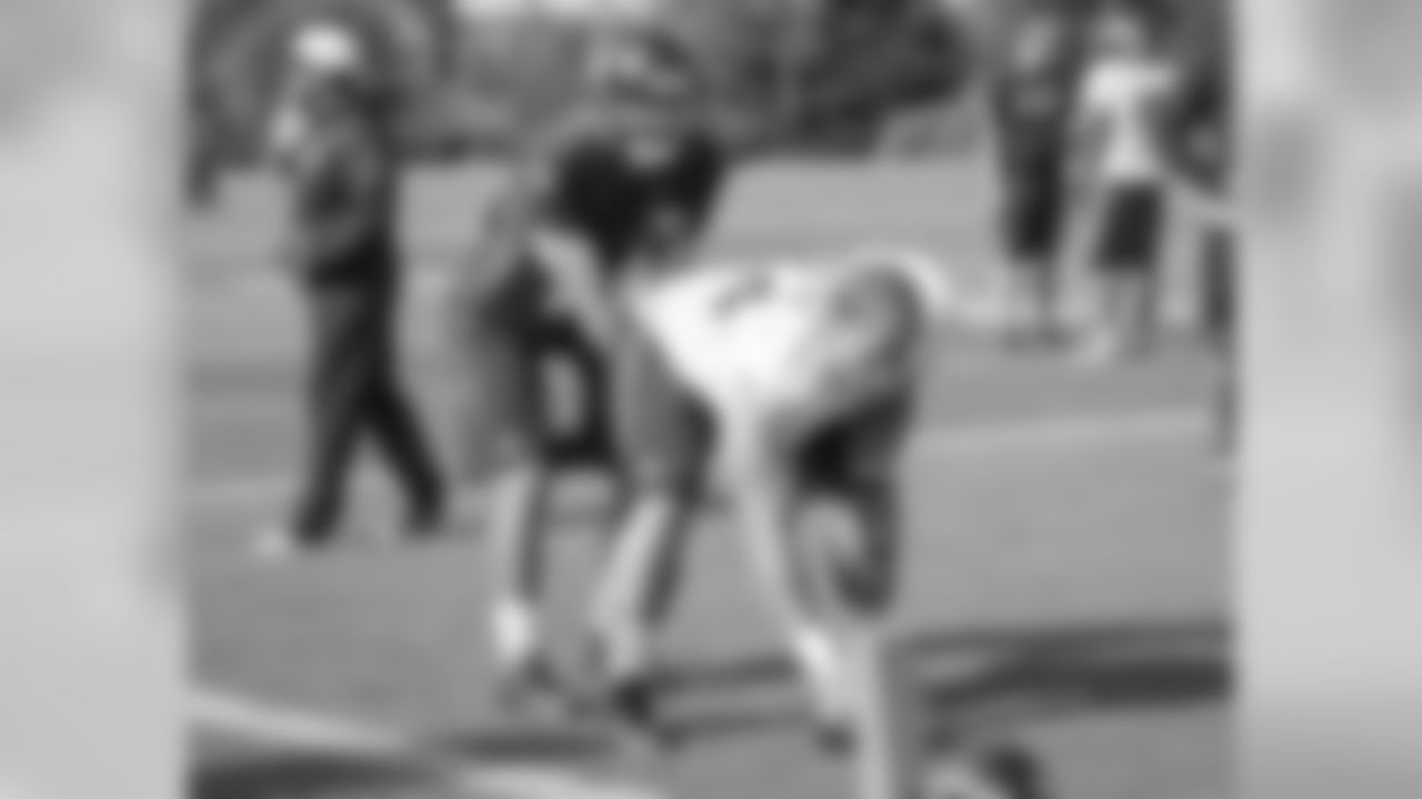 TE Clayton Echard