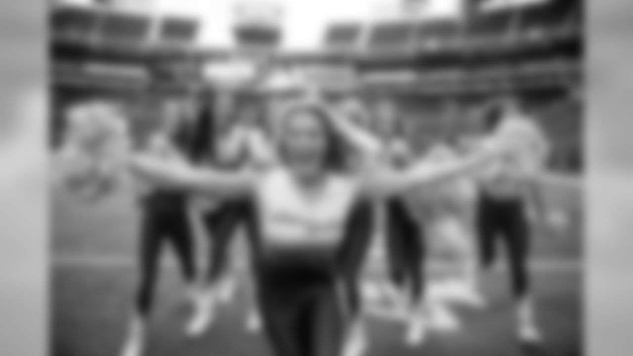 20171001_seagals_colts_janegphoto-14_1.jpg