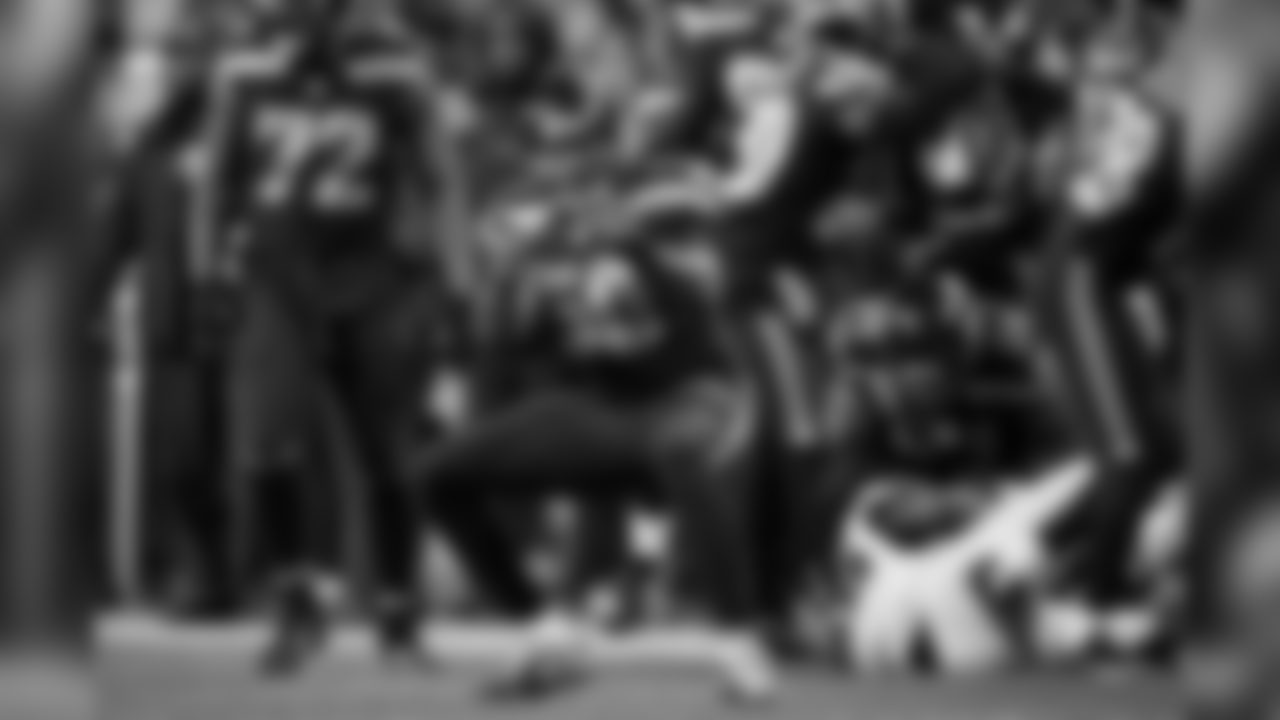 eye_wk_11_falcons_32_0.jpg