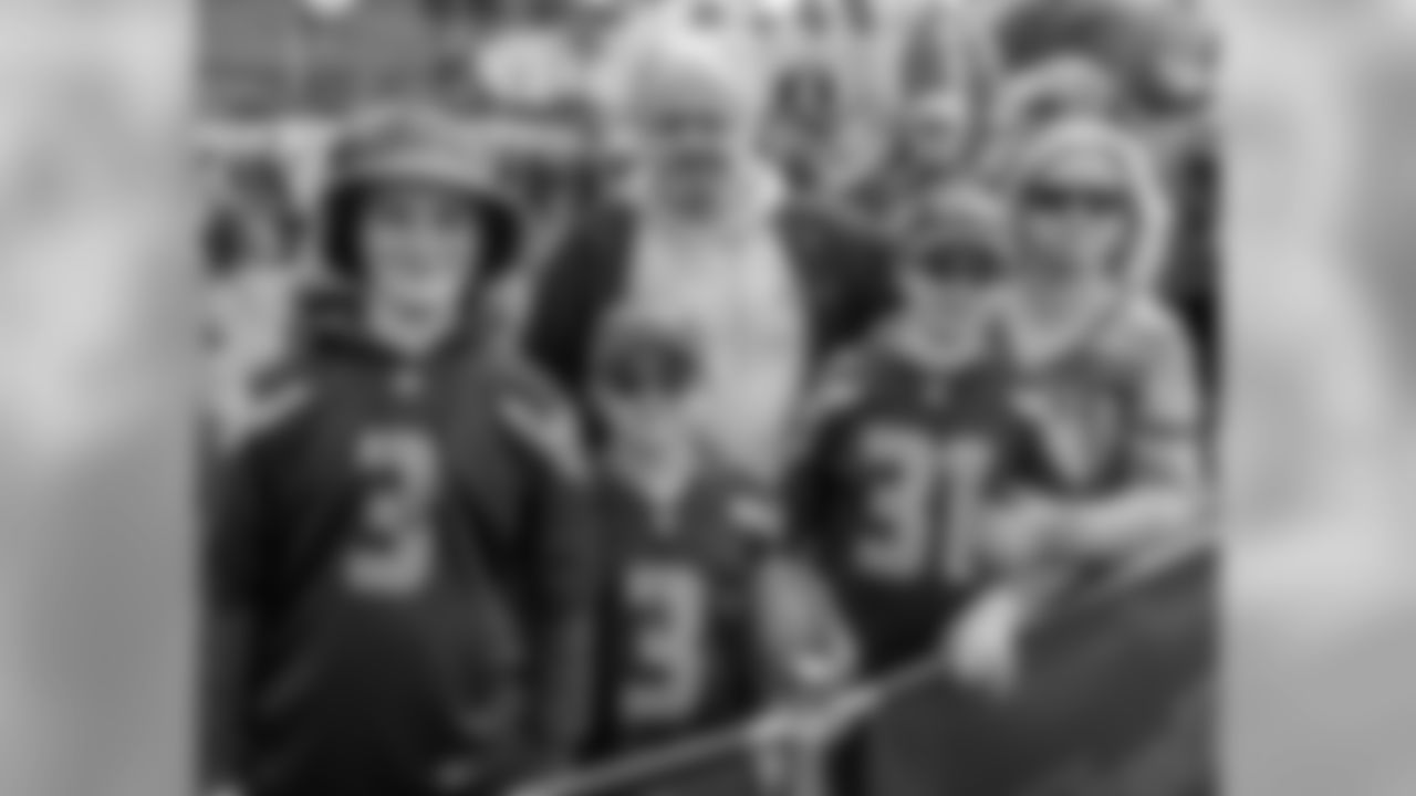 170128_pro_bowl_fans_day_four-6.jpg