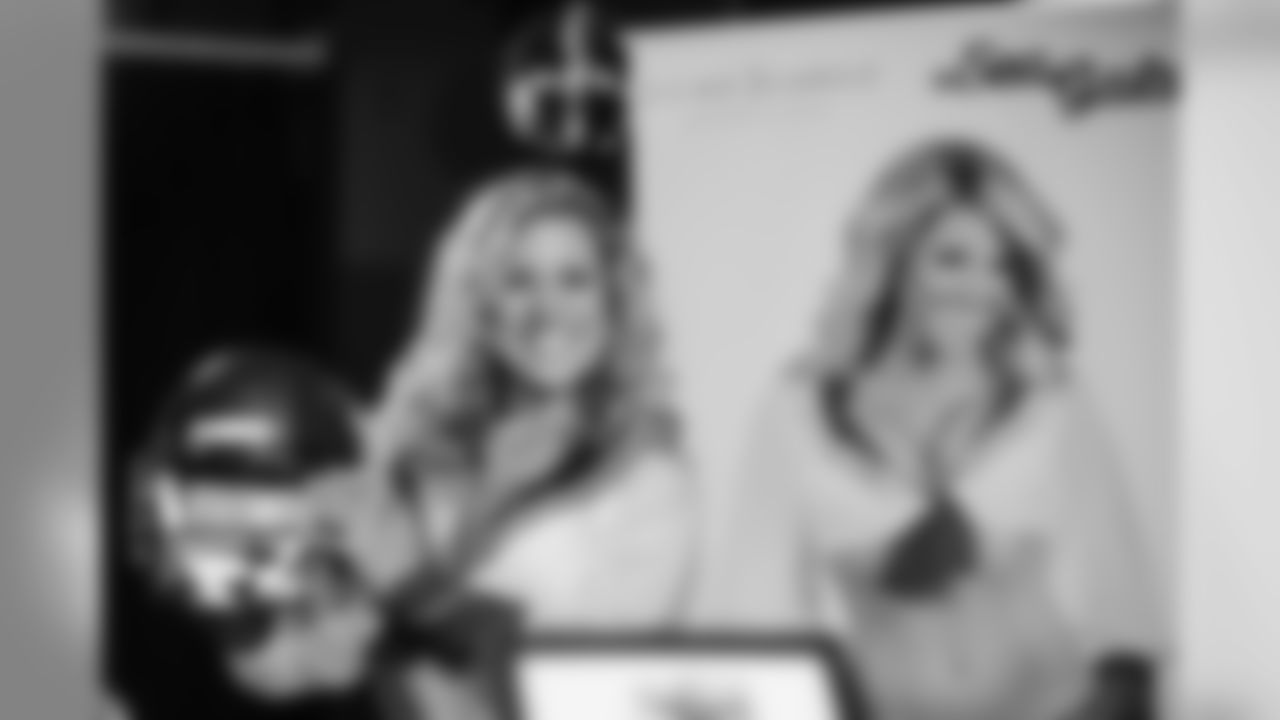 20171206_seagals_auction-52.jpg