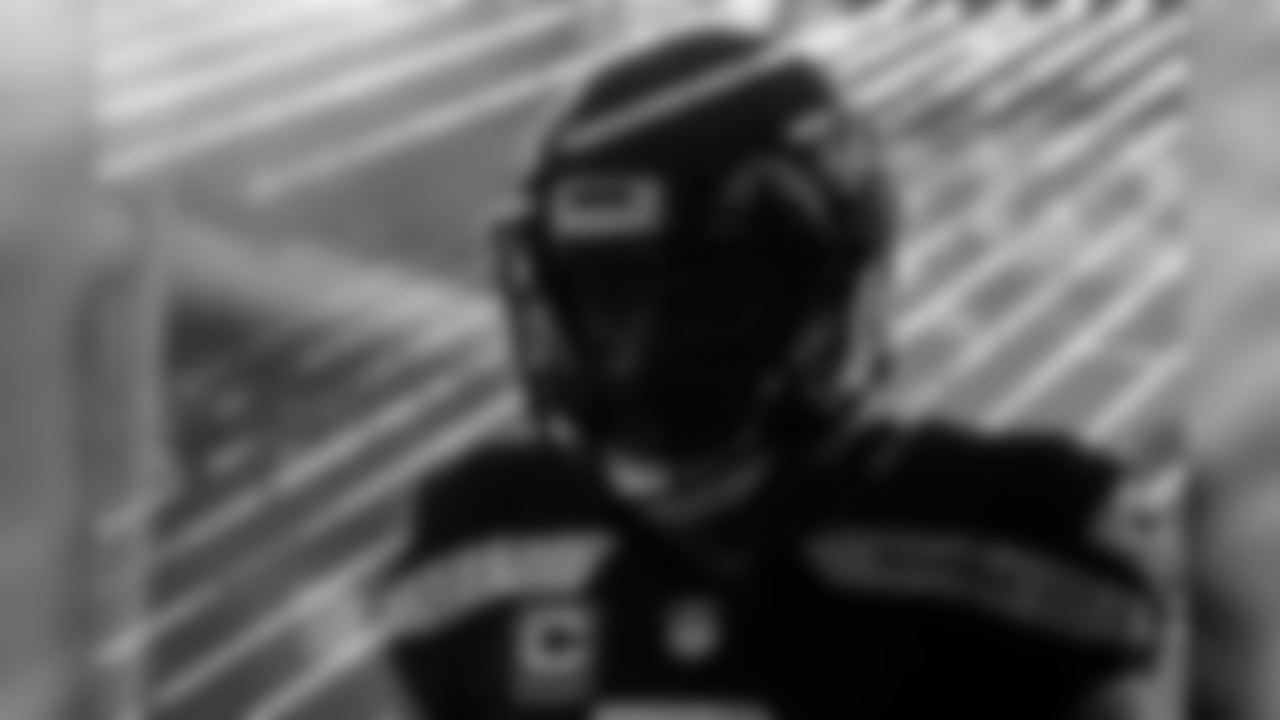 eye_wk_4_colts_06_0.jpg