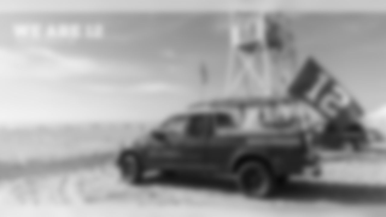 weare12_1200x600_seasidebeach.jpg