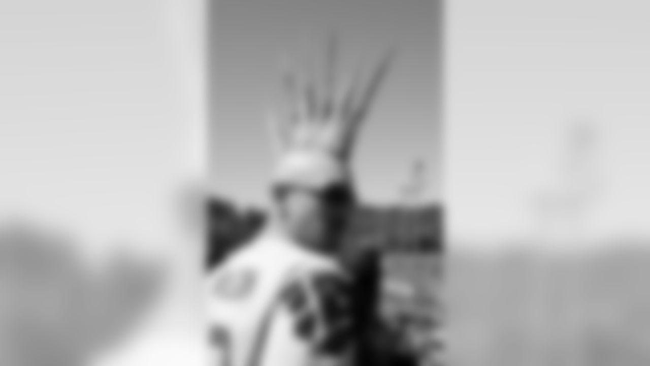 cst_ek2v0022_0.jpg