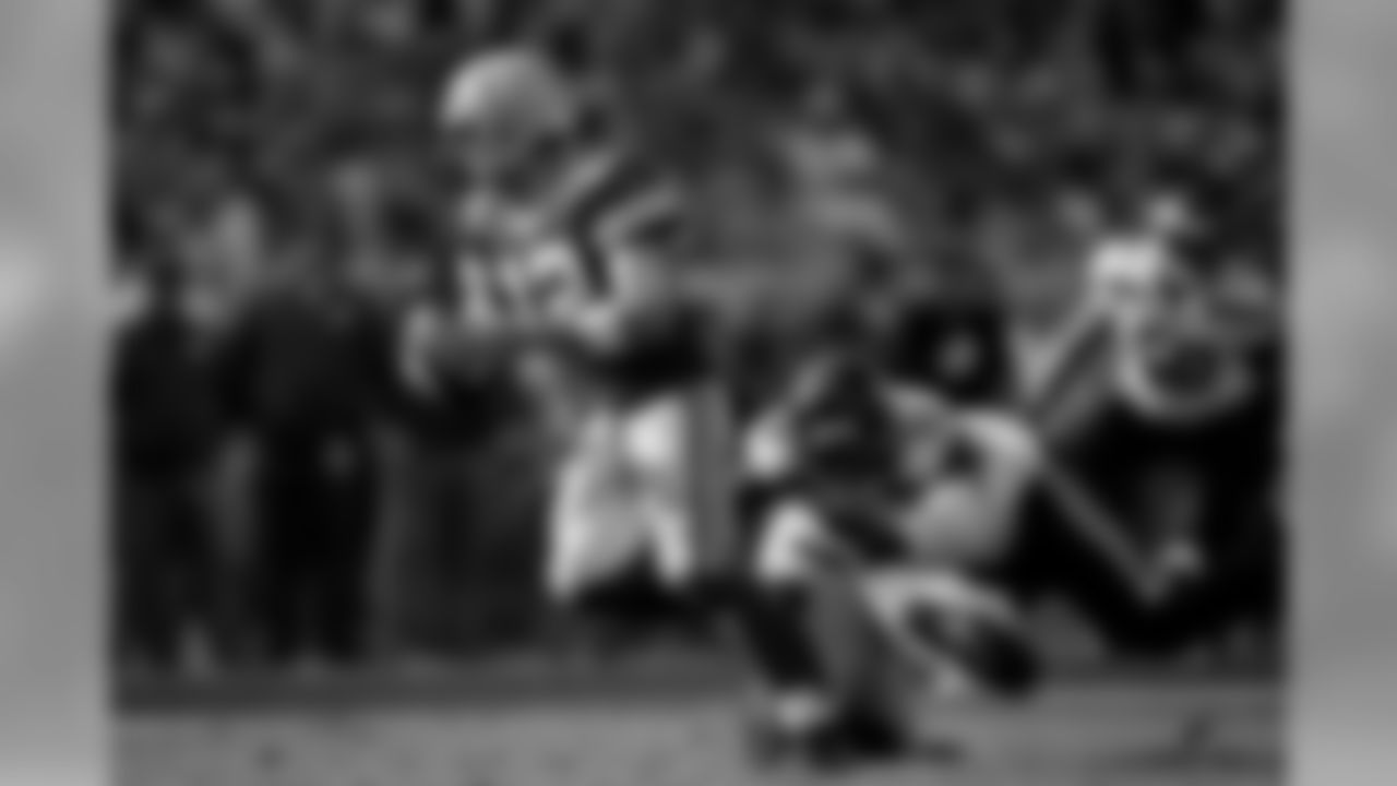 eye_wk1_packers_40.jpg