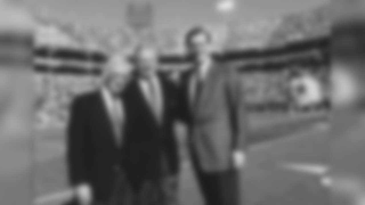 Dan Rooney poses for a photo with Jerry Jones, owner of the Dallas Cowboys, and Commissioner Paul Tagliabue prior to Super Bowl XXX.