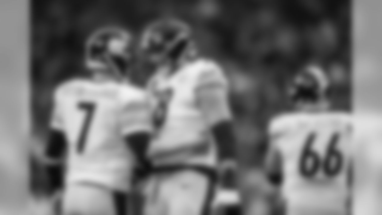 Ben Roethlisberger and Alejandro Villanueva