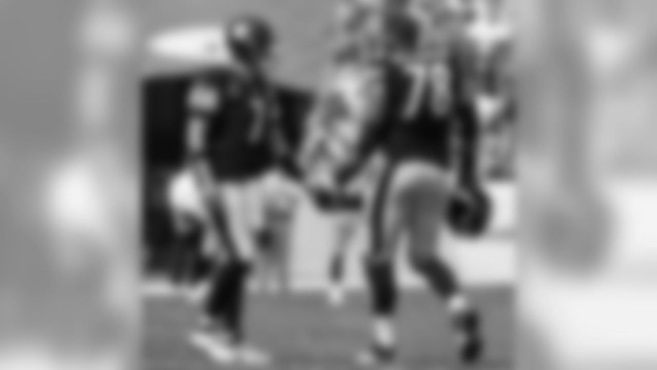 Ben Roethlisberger and Alejandro Villanueva