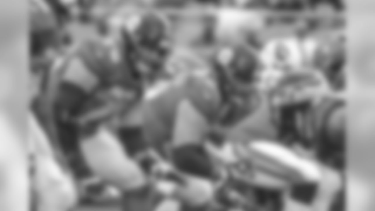 Alejandro Villanueva and David DeCastro