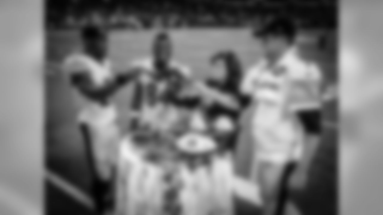Le'Veon Bell, Antonio Brown, Michele Tafoya & Ben Roethlisberger