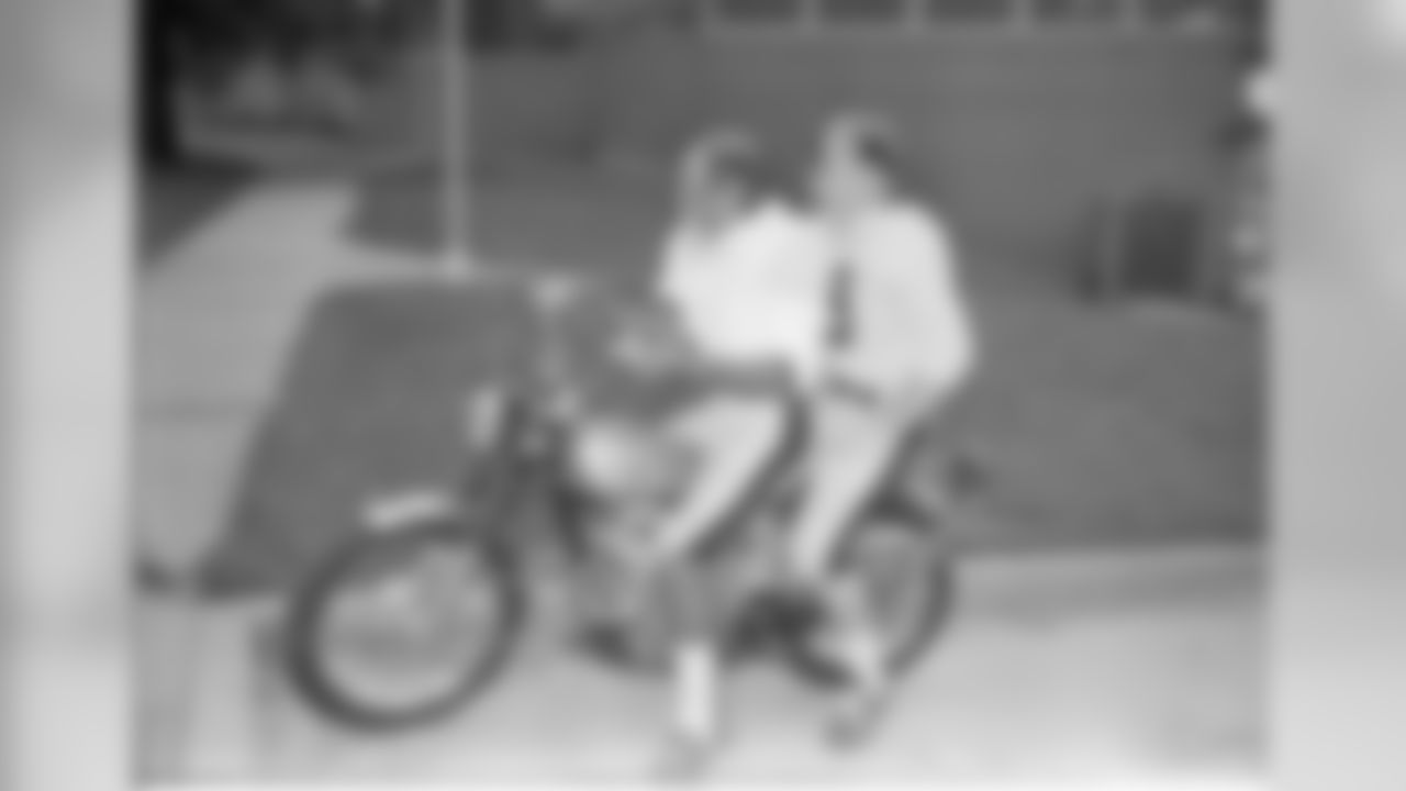1969