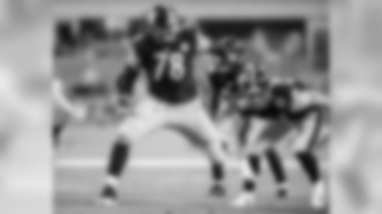 Alejandro Villanueva and Jesse James