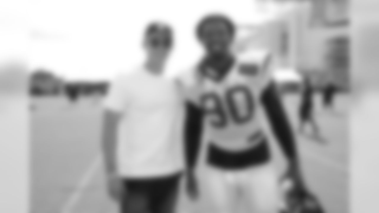 Astros SS Carlos Correa and OLB Jadeveon Clowney