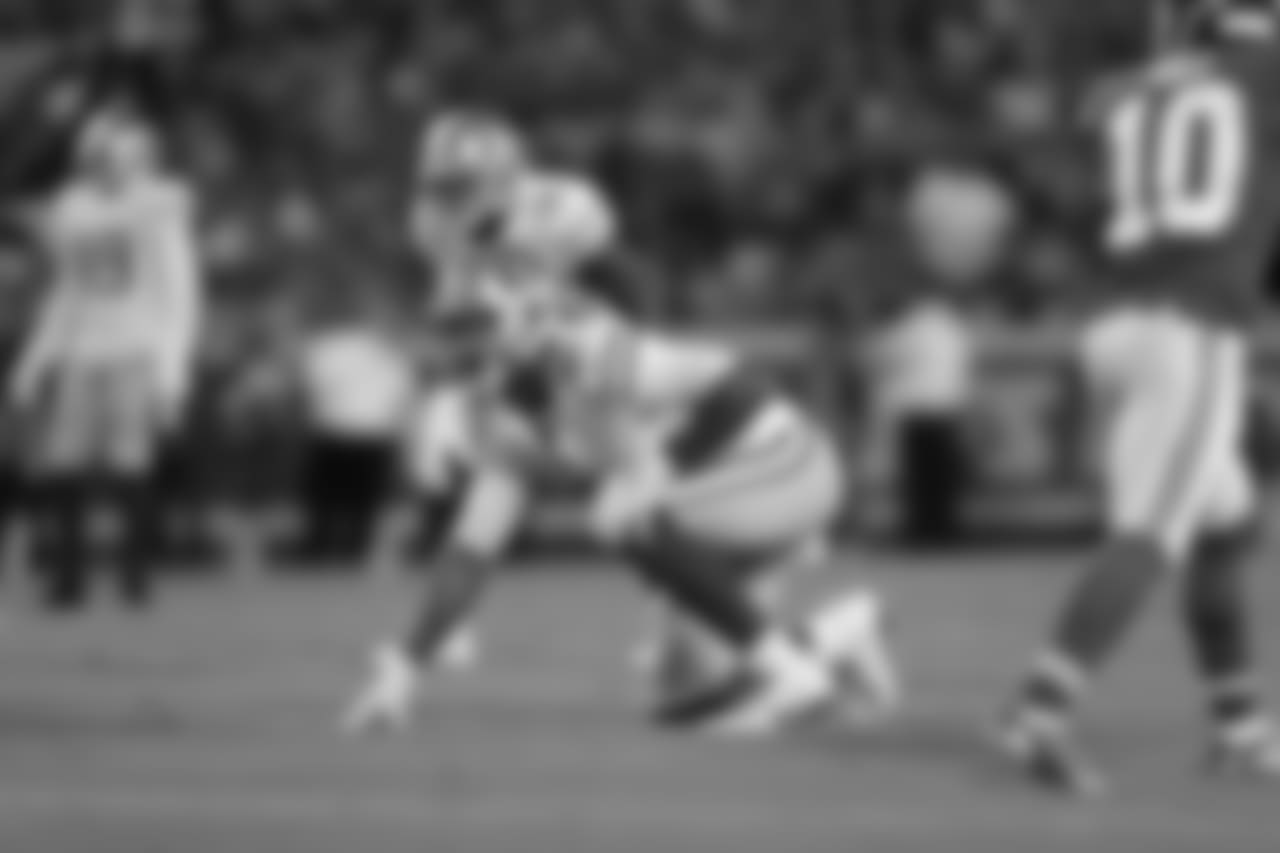 DL Arik Armstead DL Arik Armstead