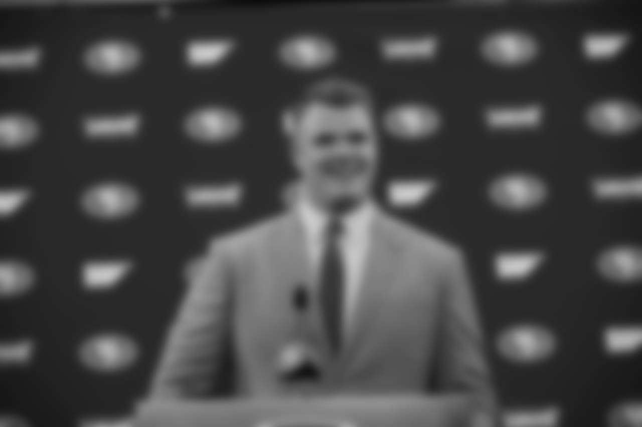 T Mike McGlinchey