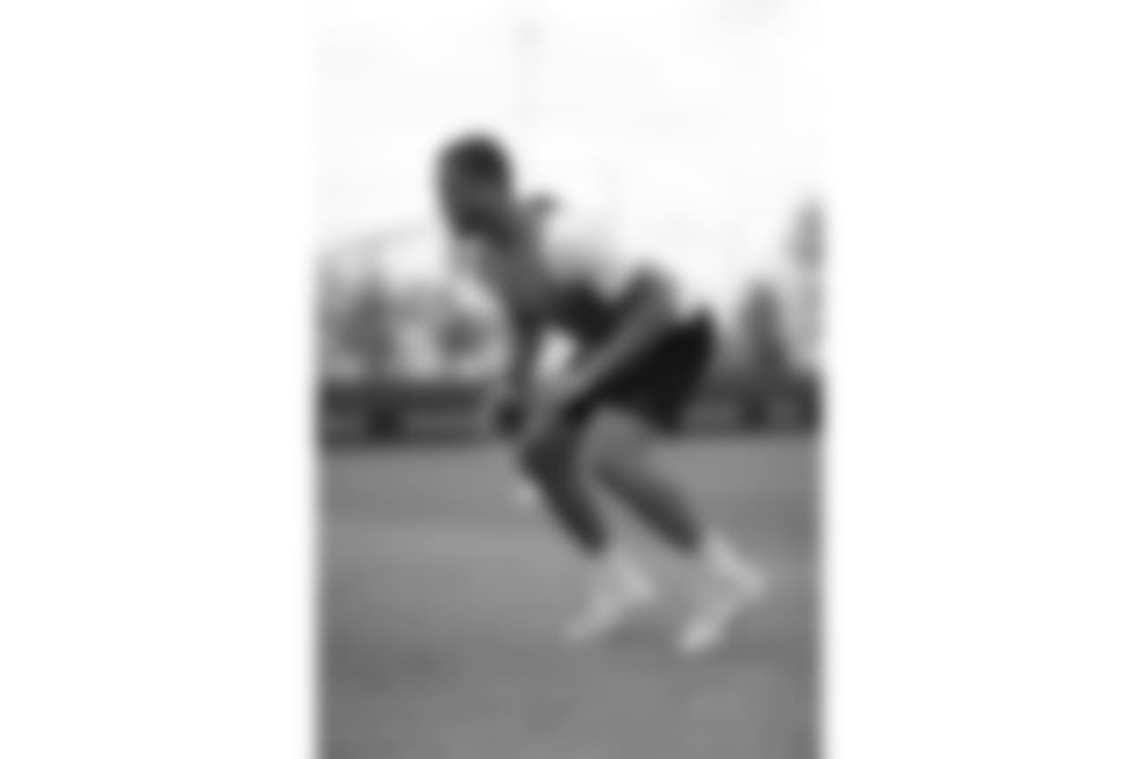 LB Mark Nzeocha