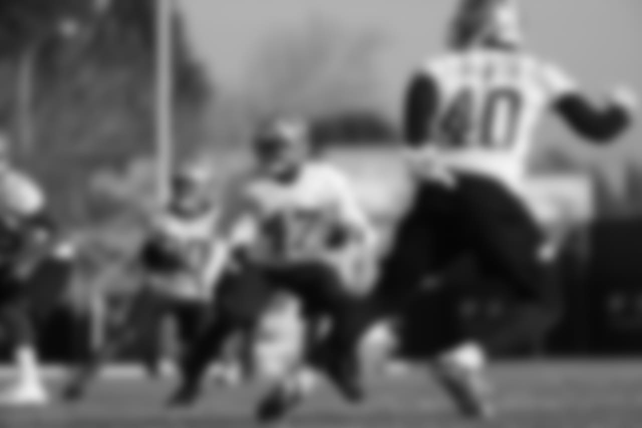 (From left to right) CB Leon Hall, LB Elijah Lee and DB Antone Exum Jr..