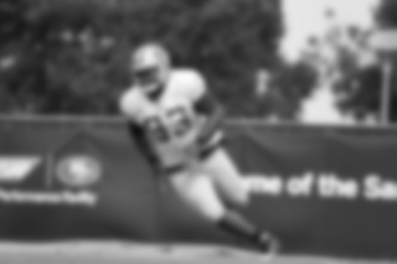 DL D.J. Jones