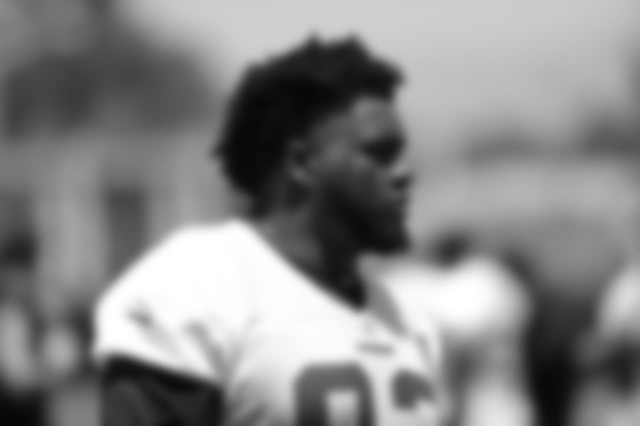 DL D.J. Jones