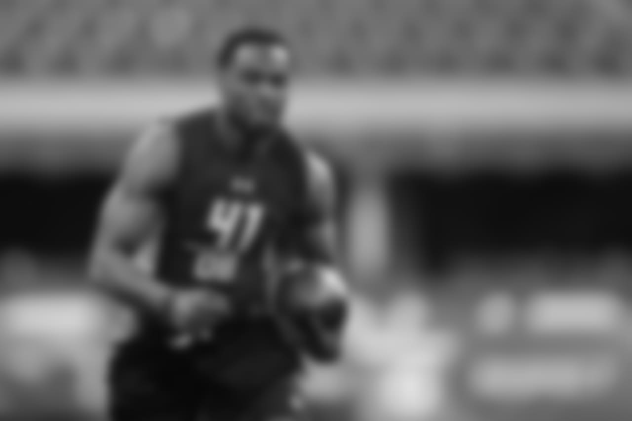 Tyvis Powell Tyvis Powell