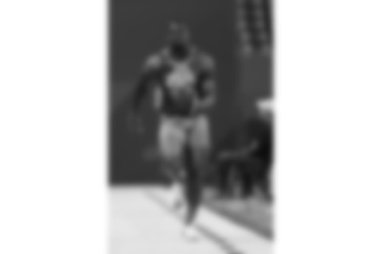 LB Eli Harold LB Eli Harold