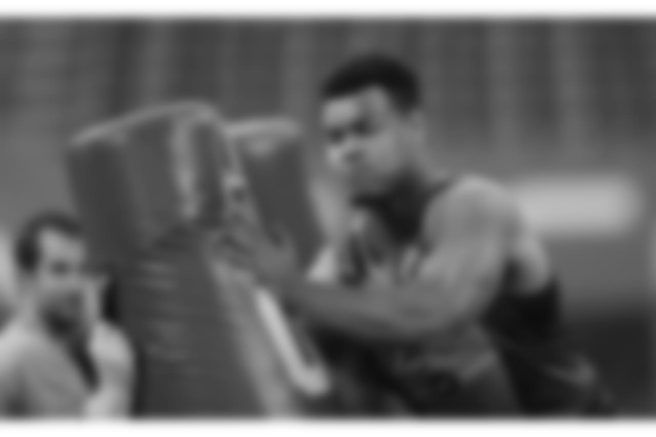 DL Arik Armstead DL Arik Armstead