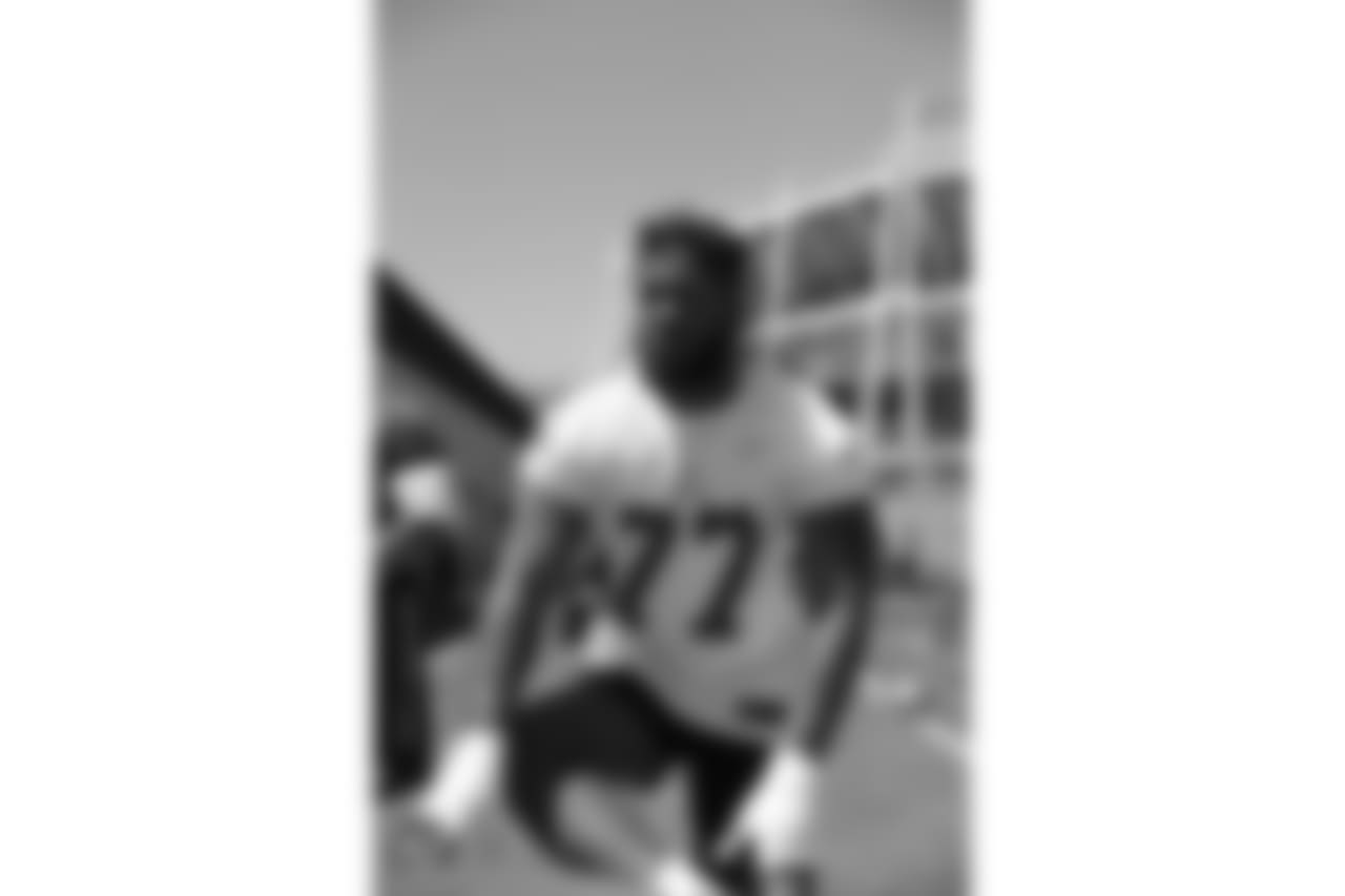 DT Jullian Taylor