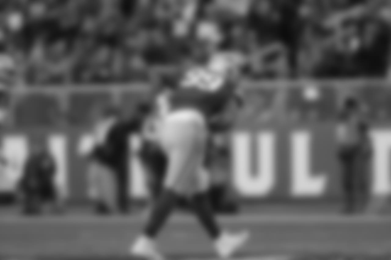 DL DeForest Buckner DL DeForest Buckner
