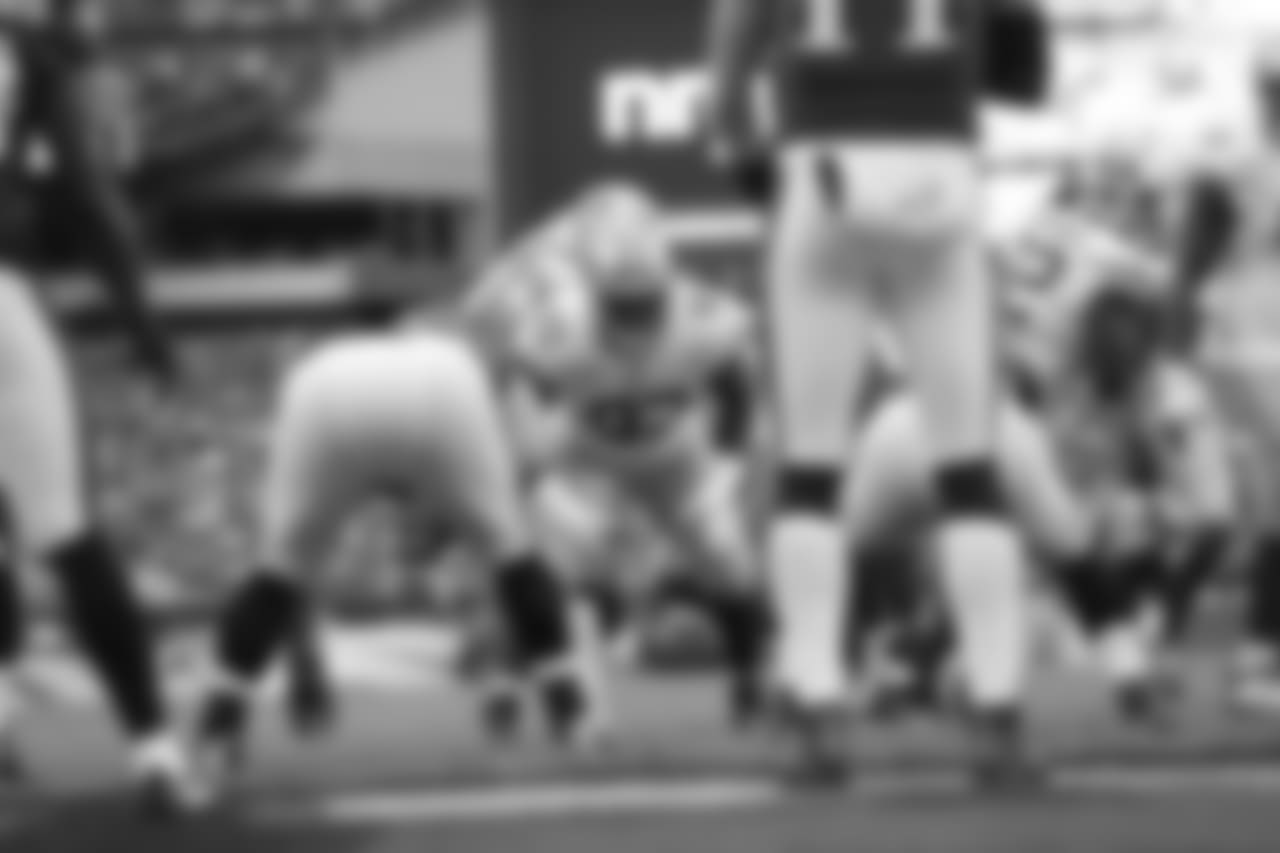 DL D.J. Jones DL D.J. Jones