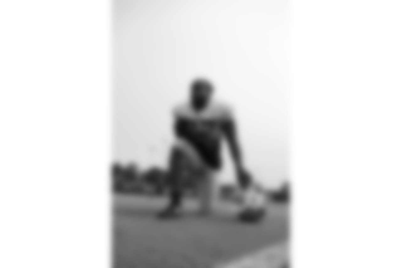 LB Dekoda Watson