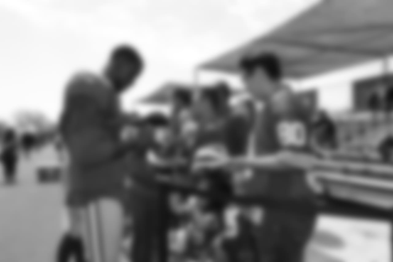 WR Steven Dunbar Jr.
Day 5: International Rescue Committee, SFLGBT and African American Services Hosted by Wide Receivers