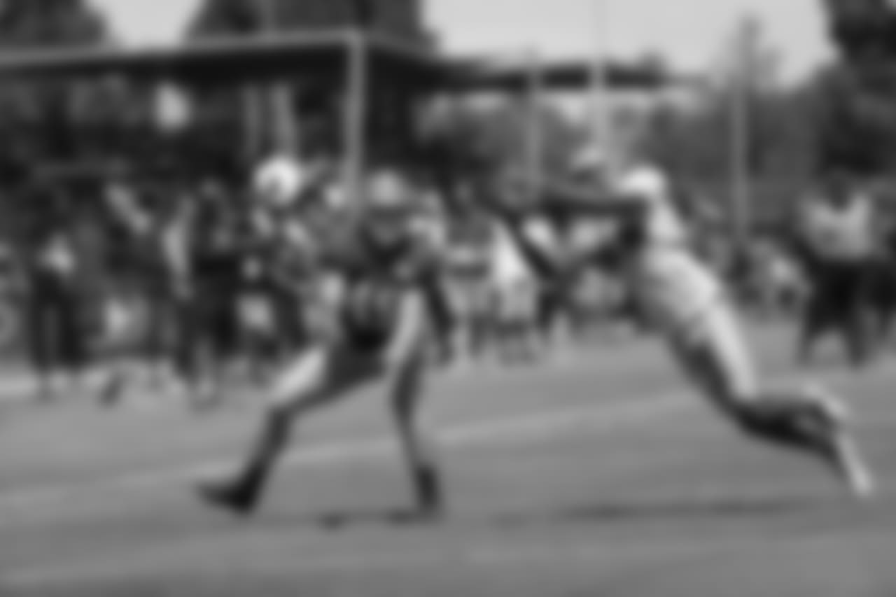 TE Ross Dwelley and DB Tarvarius Moore