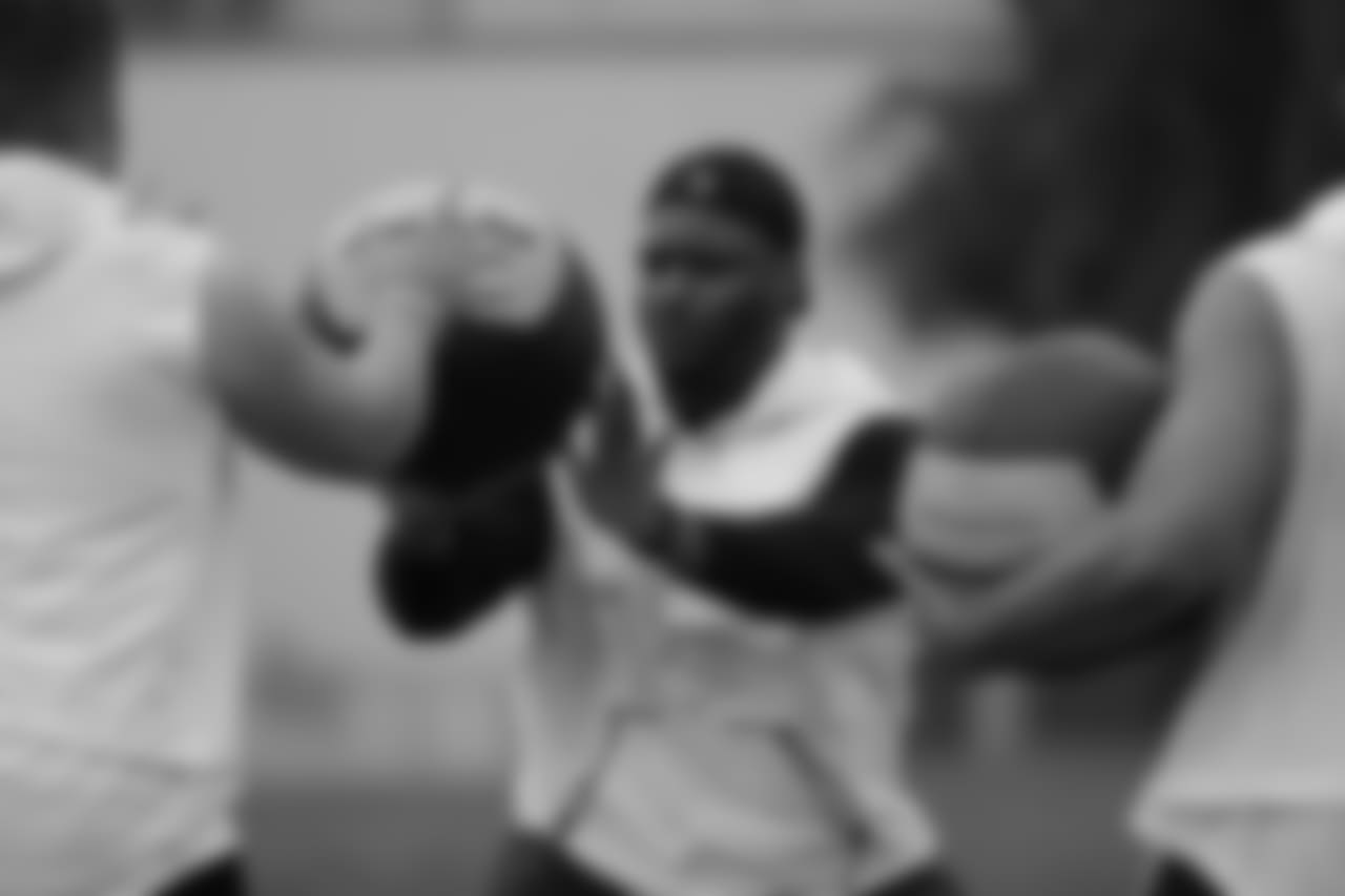 OL Laken Tomlinson