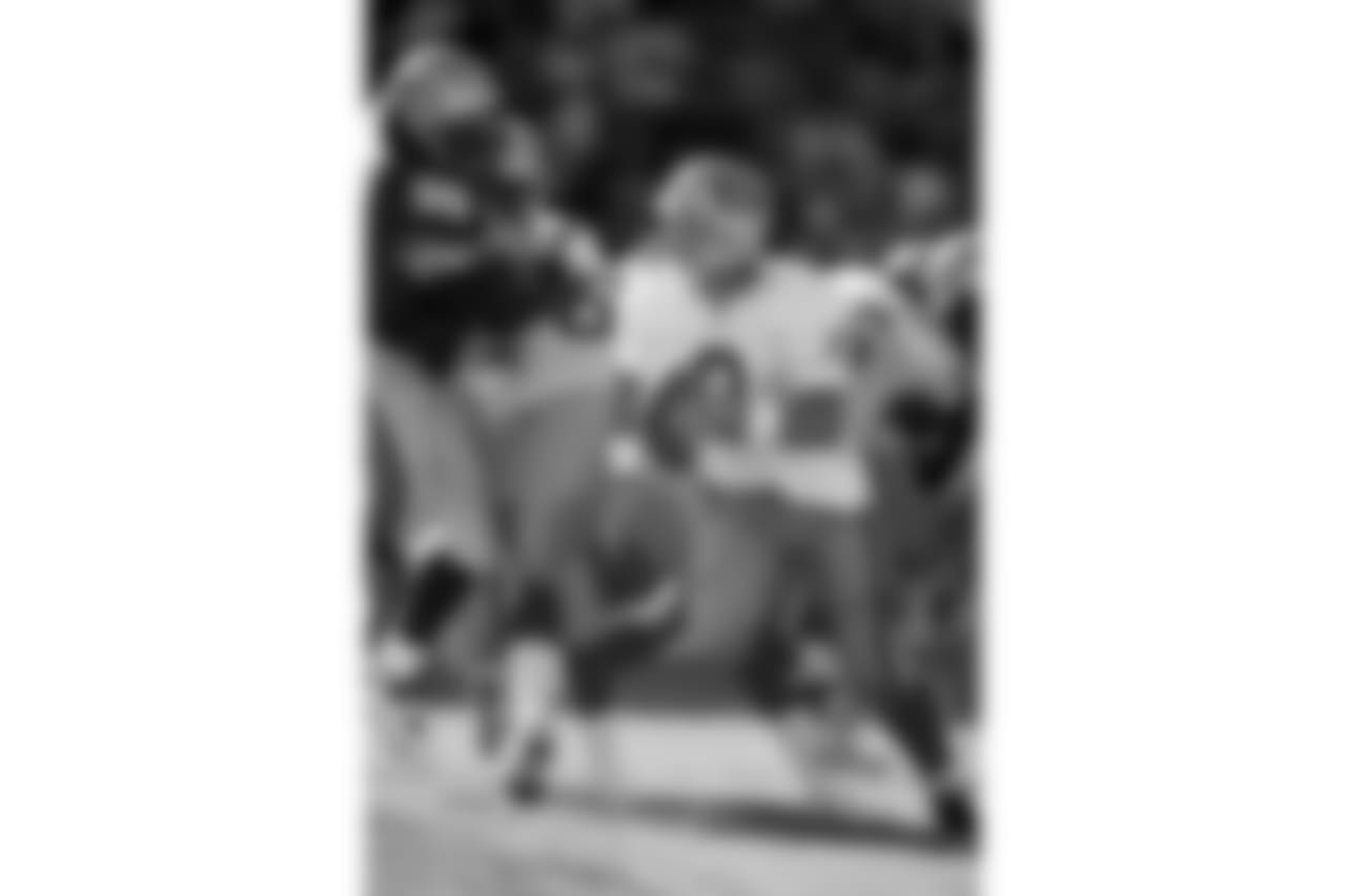 1991 -- 49ers quarterback Steve Young.