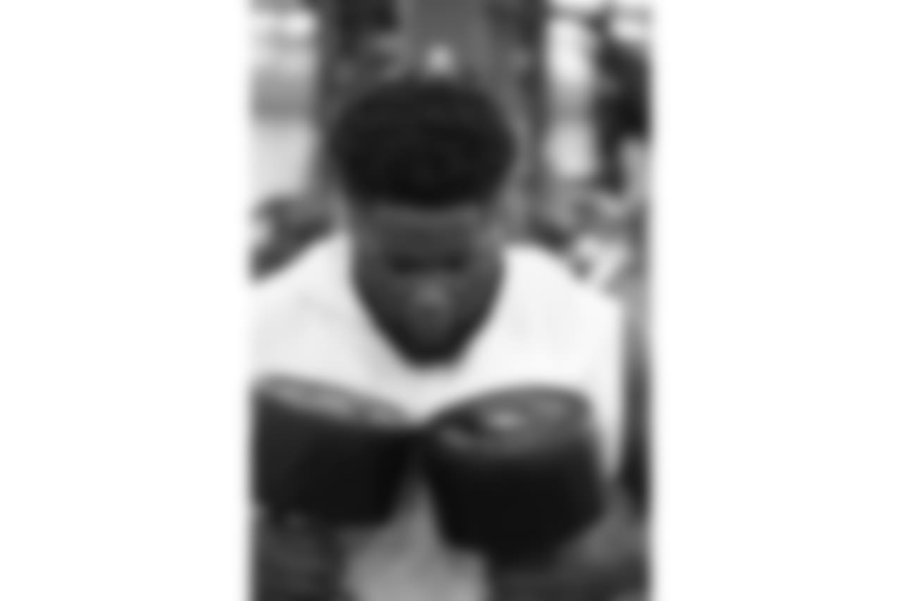 DL D.J. Jones