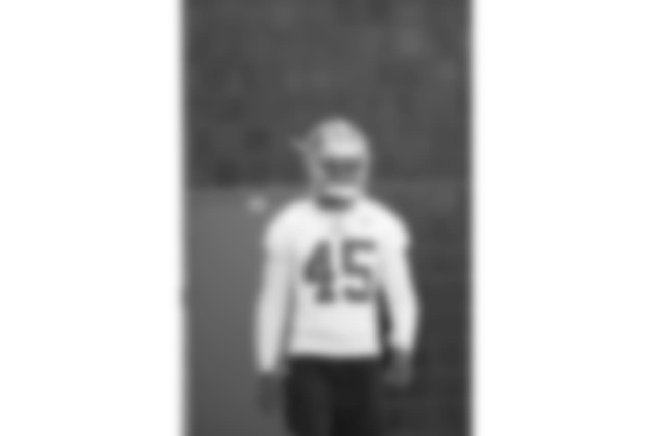 DB Tarvarius Moore