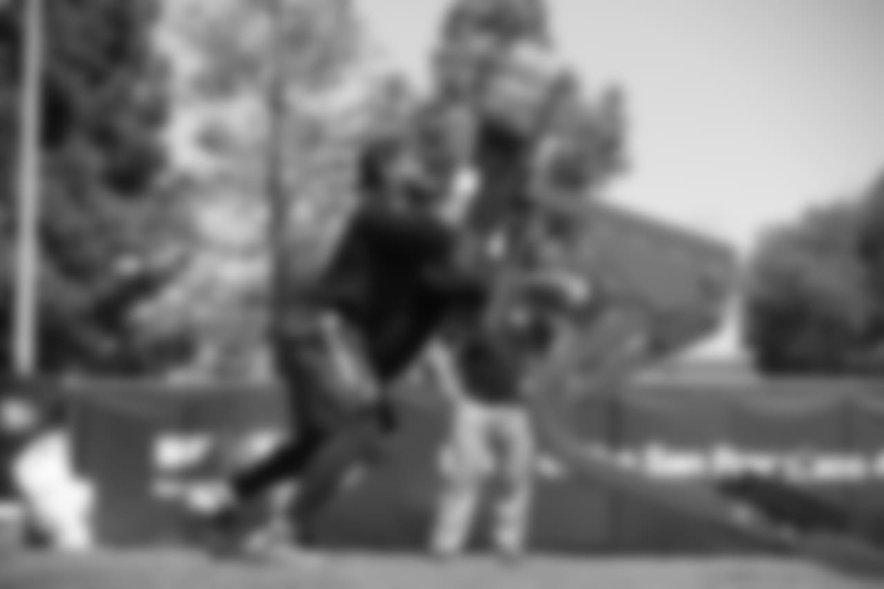 OL Laken Tomlinson
