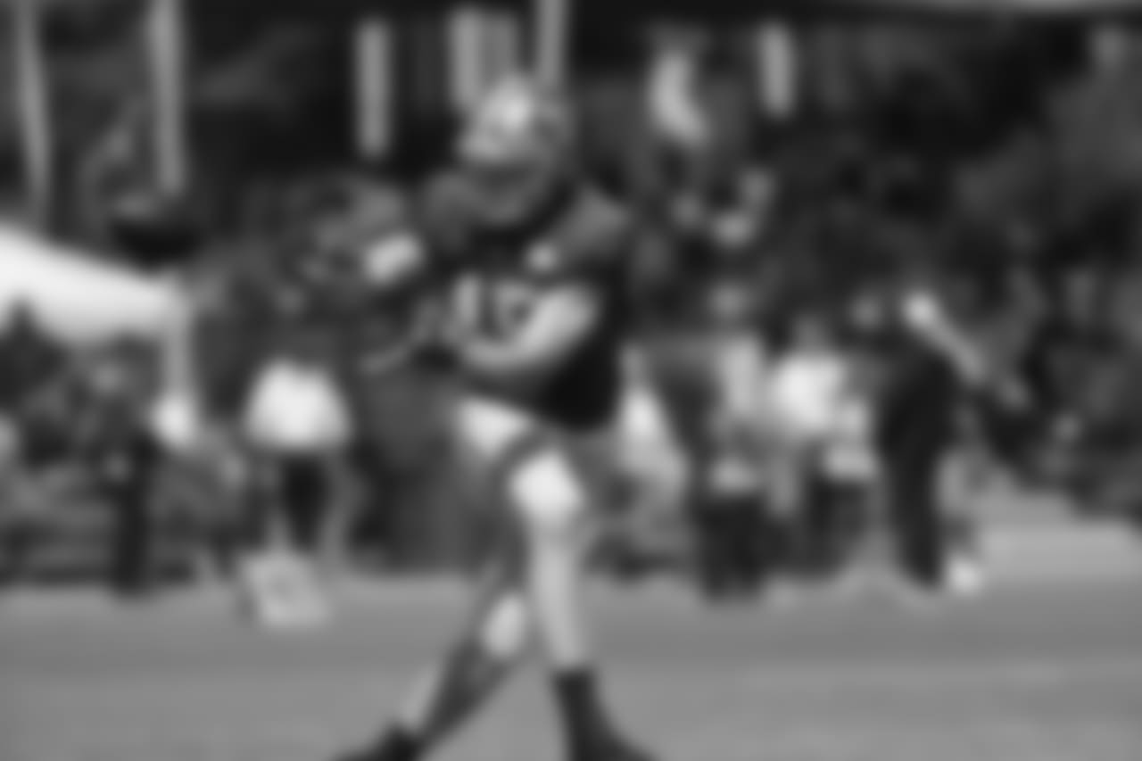 TE Ross Dwelley