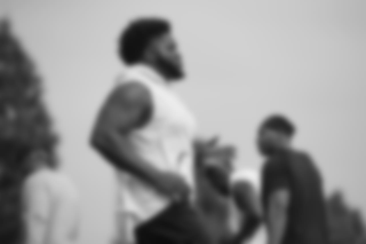 DL D.J. Jones