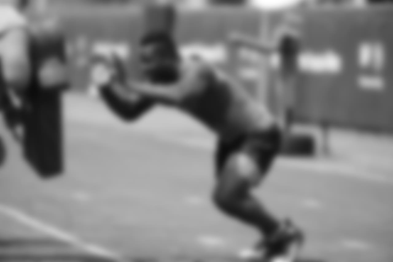 DL Jeremiah Attaochu