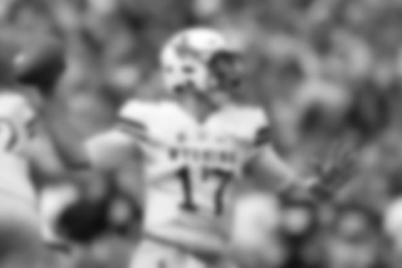 QB Josh Allen, Wyoming QB Josh Allen, Wyoming